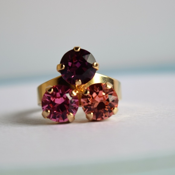 Swarovski Triangle Ring, Swarovski 3 Stones Ring, - Picture 1 of 7